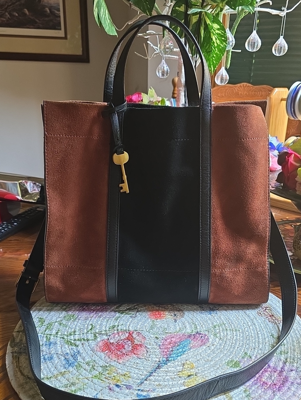 FOSSIL Medium Sized Leather And Suede Tote